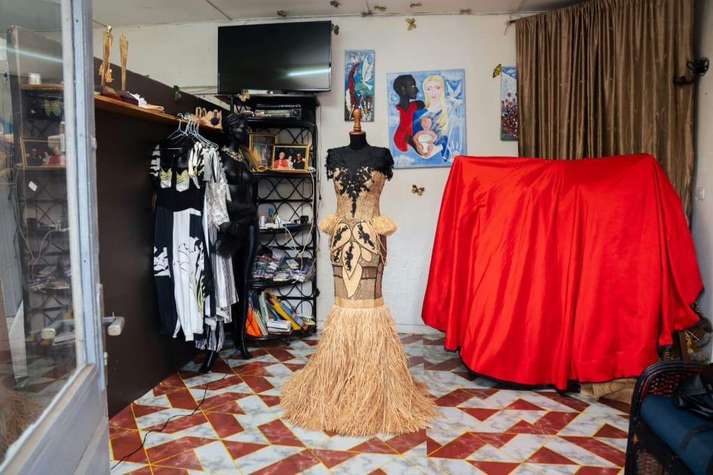 Haute couture en raphia